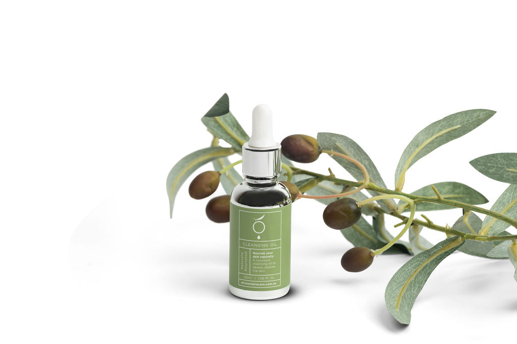Can Olive Oil Remove Makeup? A Gentle Guide